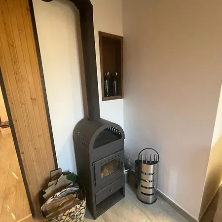 Perenyi Pince Es Vendeghaz Apartment *